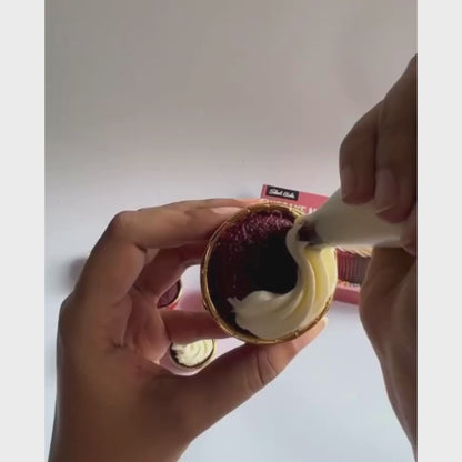 Eggless Cupcake Kit + Piping Tips